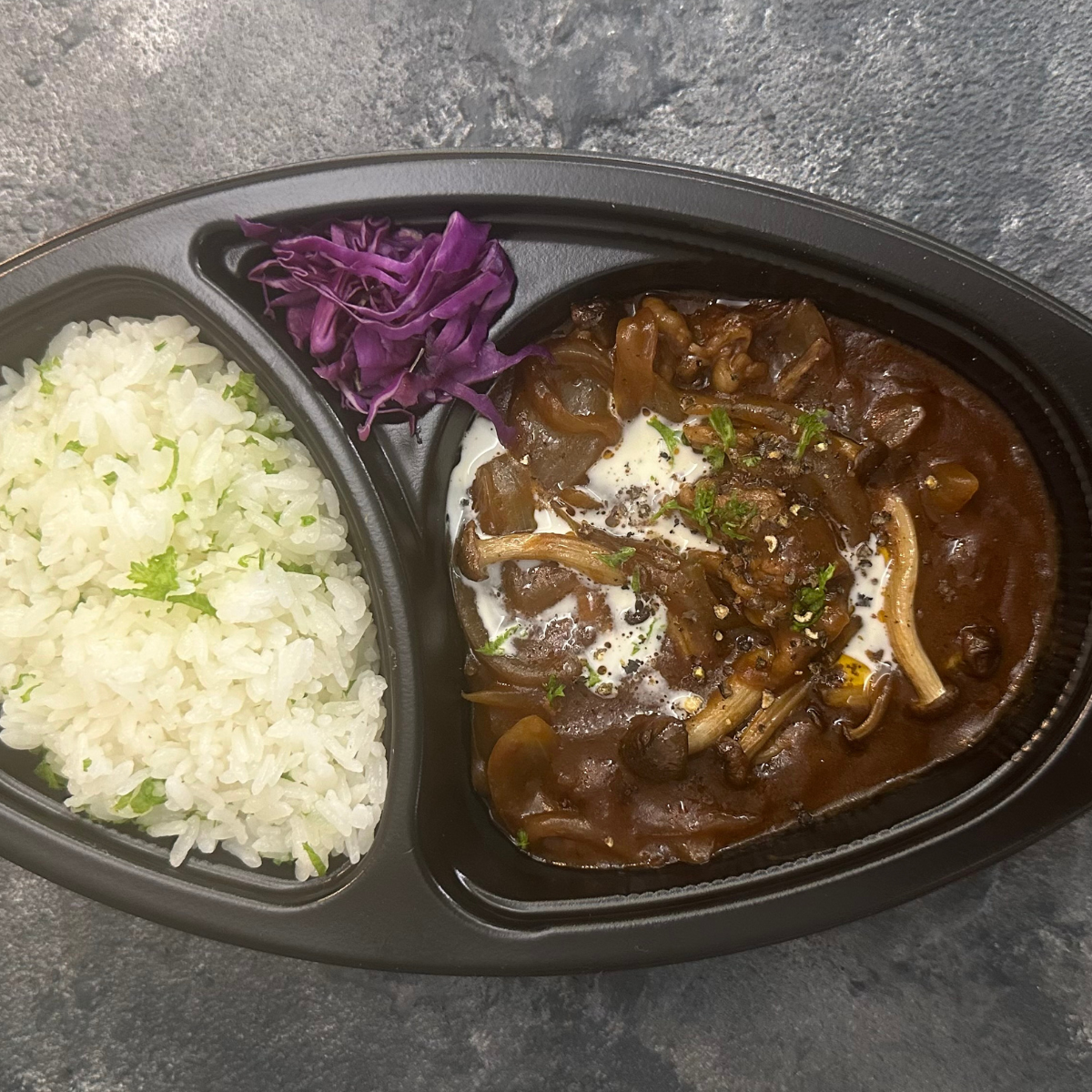 <過去販売商品>週替わり弁当 ビーフストロガノフ